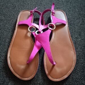 Rouge Helium Fuchsia and Tan Sandals Sz 8.5